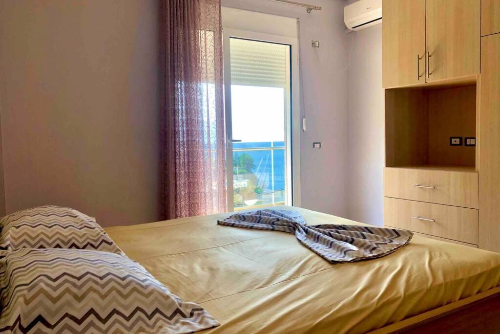 Spectacular Seaview Apartment Vlore Exterior photo